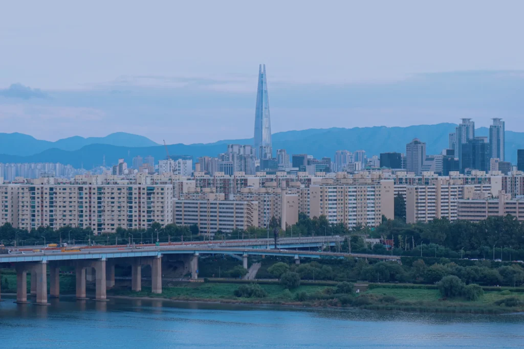 韓国ソウルのロッテワールドタワー訪問